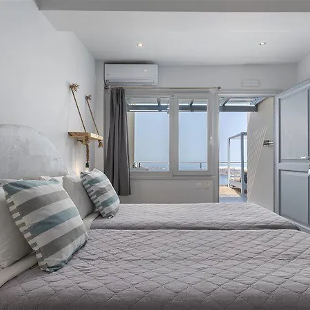Gizis Exclusive 4* Imerovigli (Santorini)
