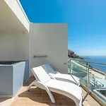 Gizis Exclusive 4* Imerovigli (Santorini)