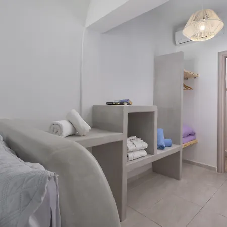 Gizis Exclusive Imerovigli (Santorini)