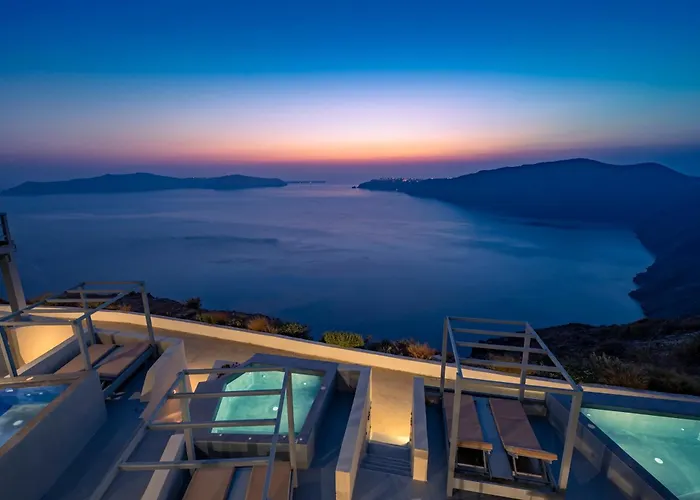 Gizis Exclusive Imerovigli (Santorini)