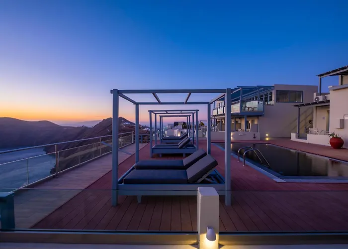 Gizis Exclusive Imerovigli (Santorini)