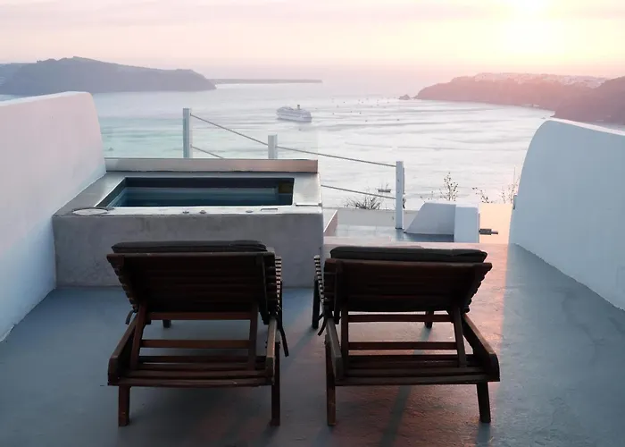 Gizis Exclusive Imerovigli (Santorini)